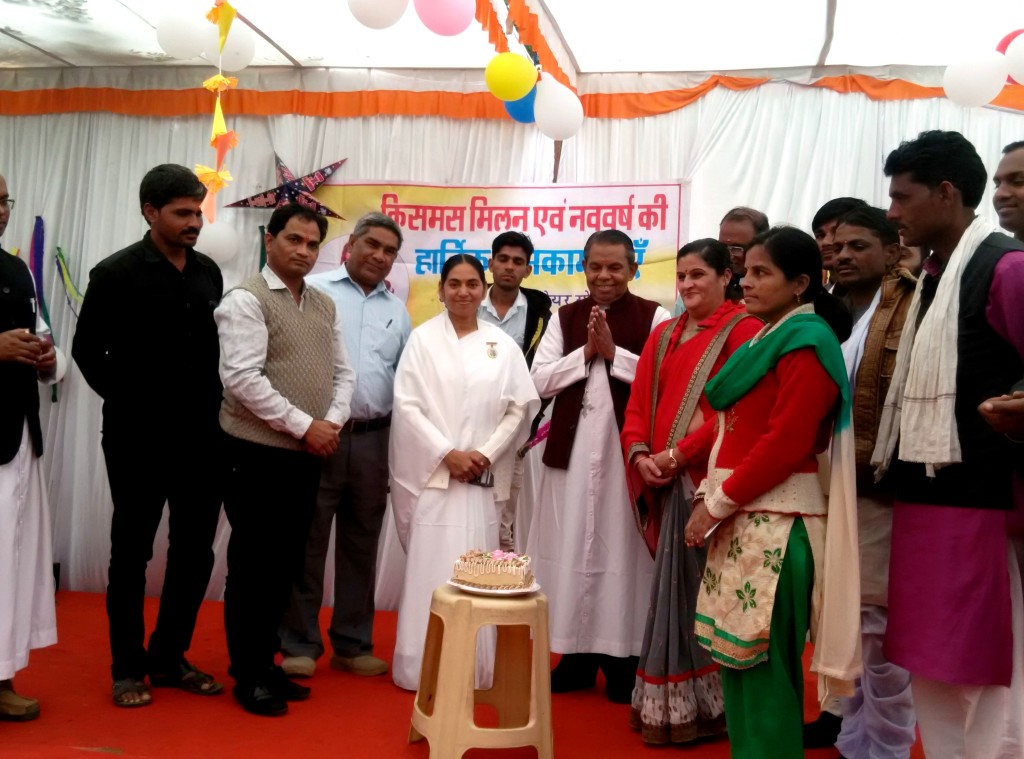Rajgarh (M.P.):- Christmas milan samaroh