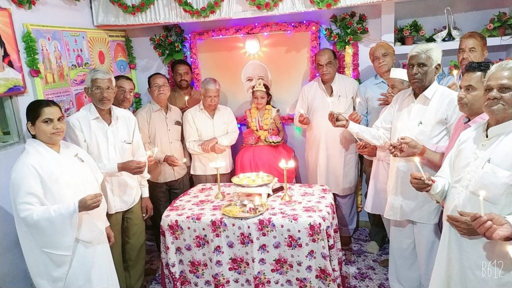 Talen,M.P.:- Deepawali celibration.