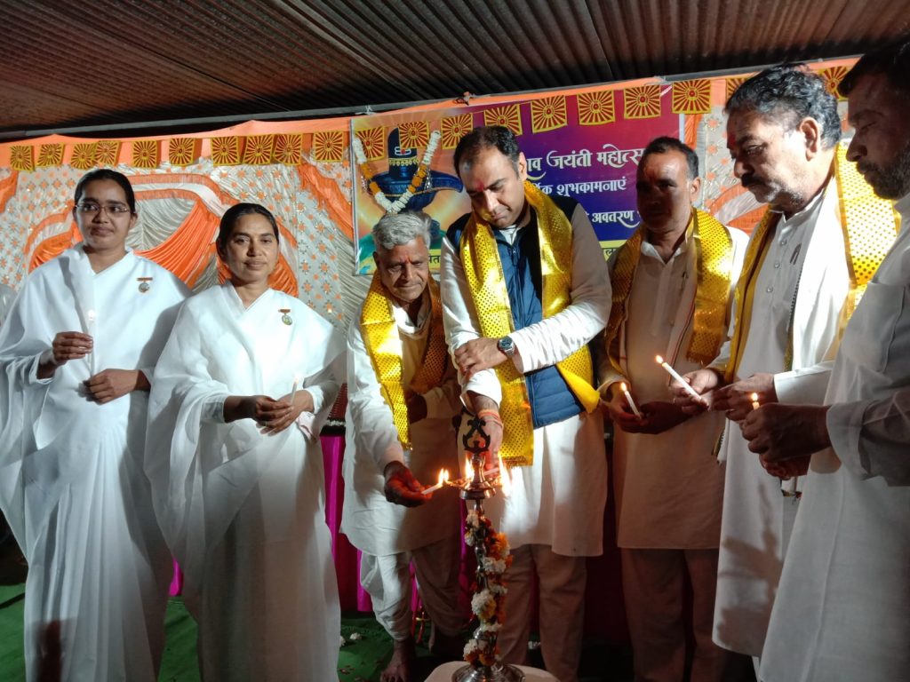 Chhapiheda(Rajgarh,m.p.):- Shiv jayanti program celebrated at Chhapiheda.
